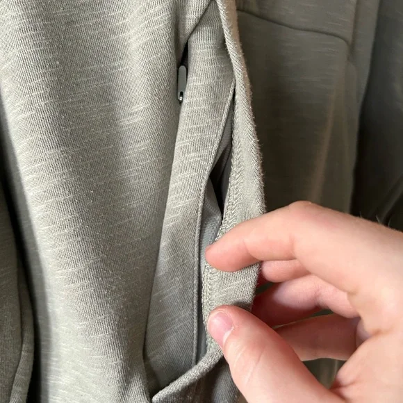 Adidas Golf Sweater - Picture 2 of 3